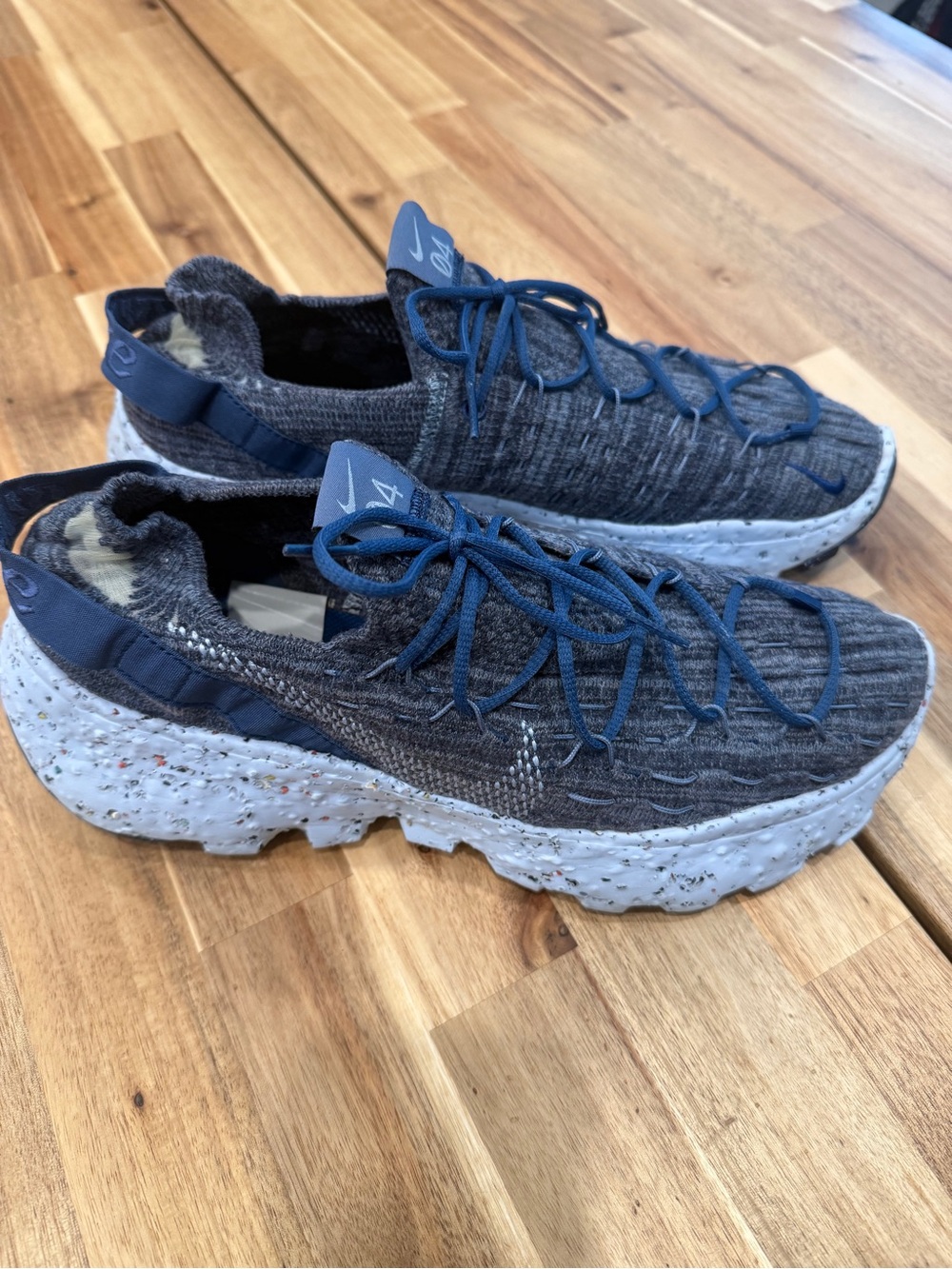 Nike Men’s Space Hippie 04 Navy and Gray Knit Trail-Style Sneakers
